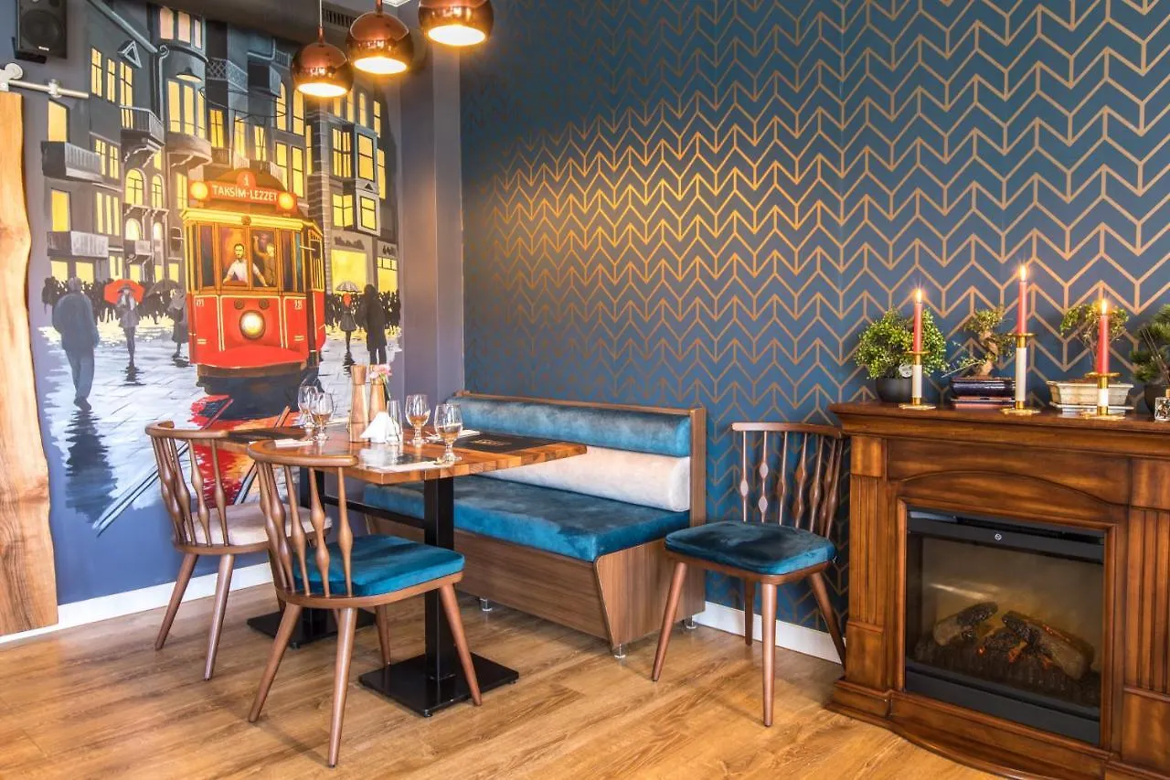 Lezzet Hotel & Turkish Restaurant 0*, Warsaw Poland